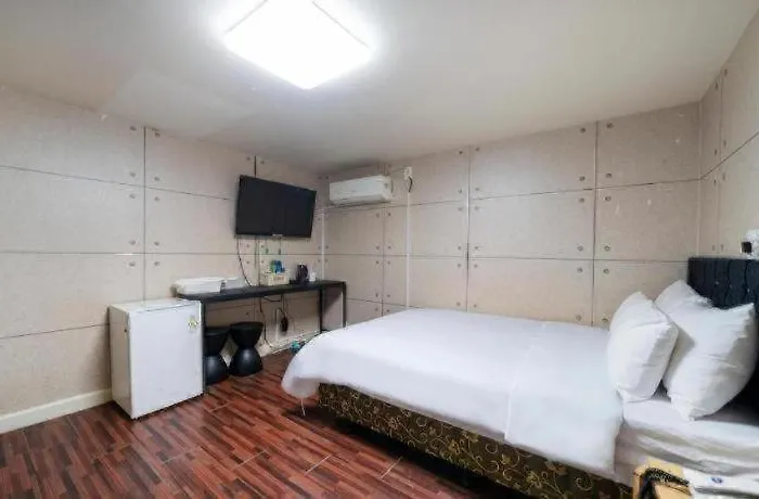Motel Gong Gam Sangbong Seul